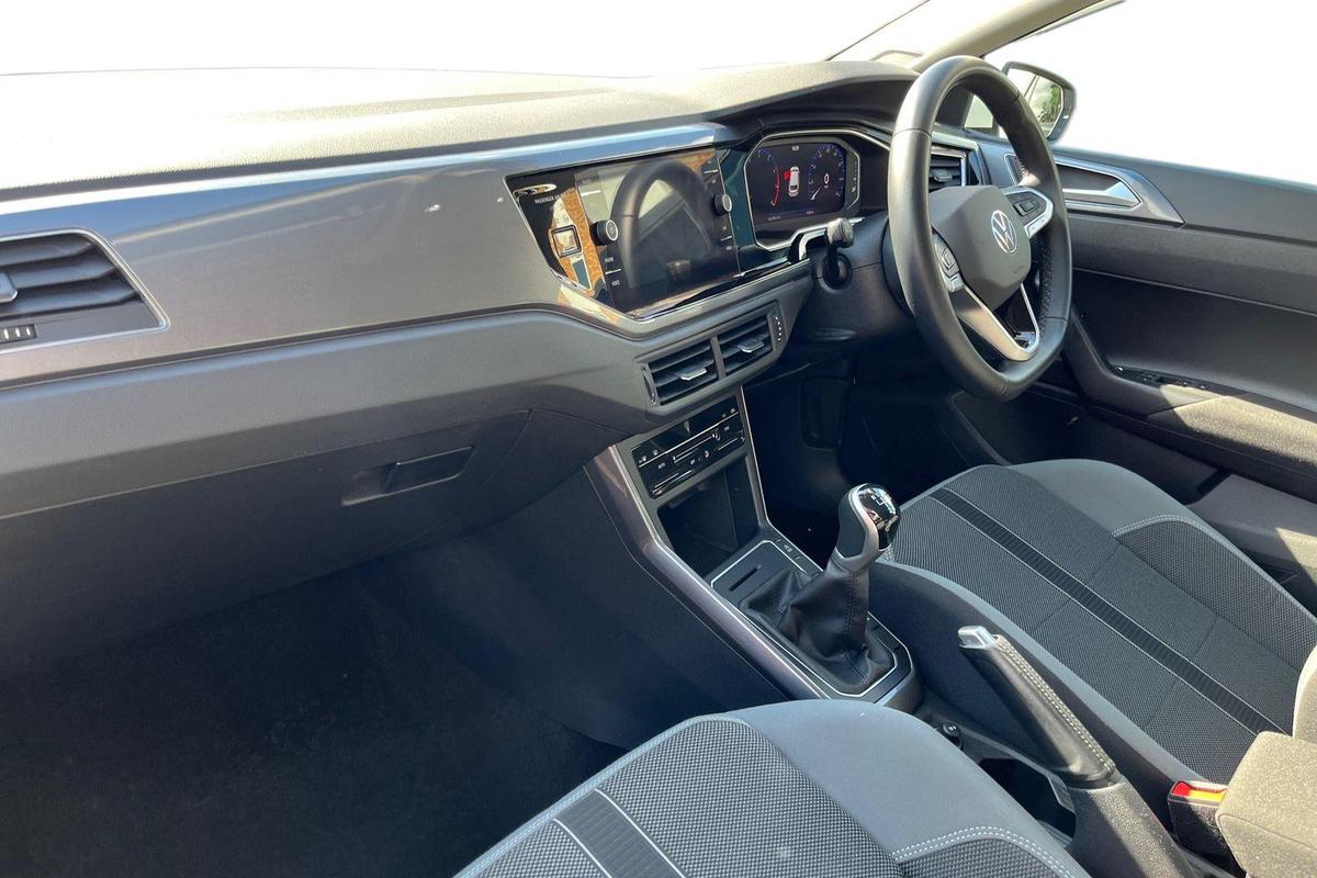 Used Volkswagen Polo 2023 for sale - 76675904: Photo 2