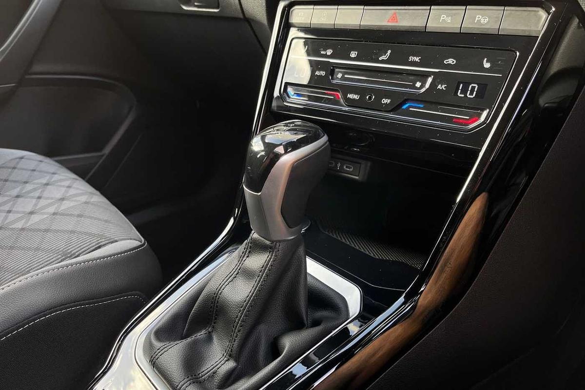 Used Volkswagen T-Roc 2024 for sale - 77542320: Photo 10