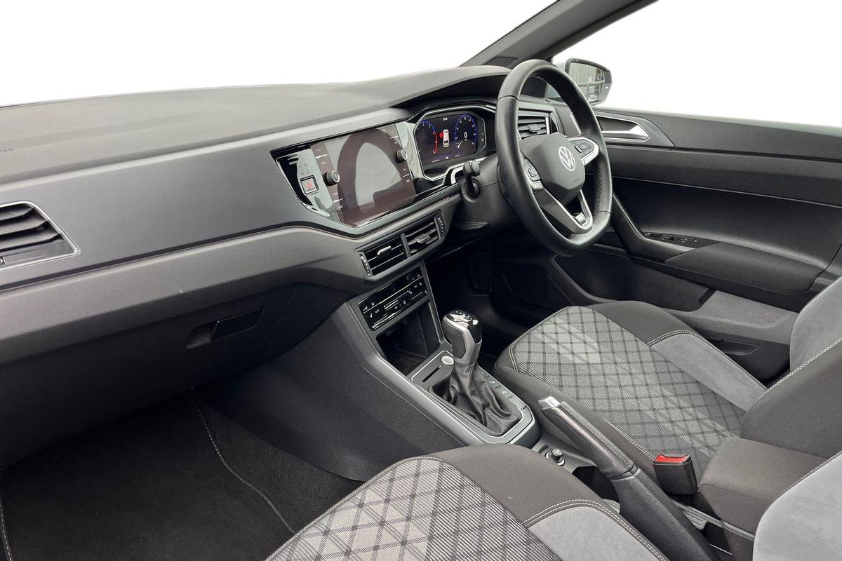 Used Volkswagen Polo 2022 for sale - 76674267: Photo 2