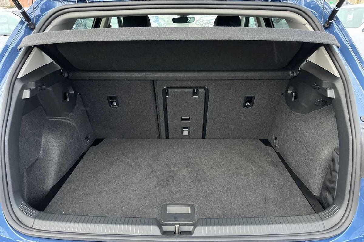 Used Volkswagen Golf 2025 for sale - 77542154: Photo 20