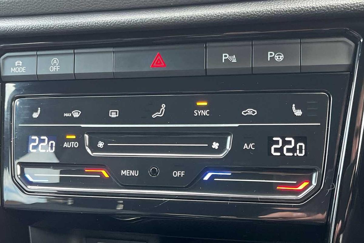 Used Volkswagen T-Roc 2025 for sale - 77542180: Photo 14