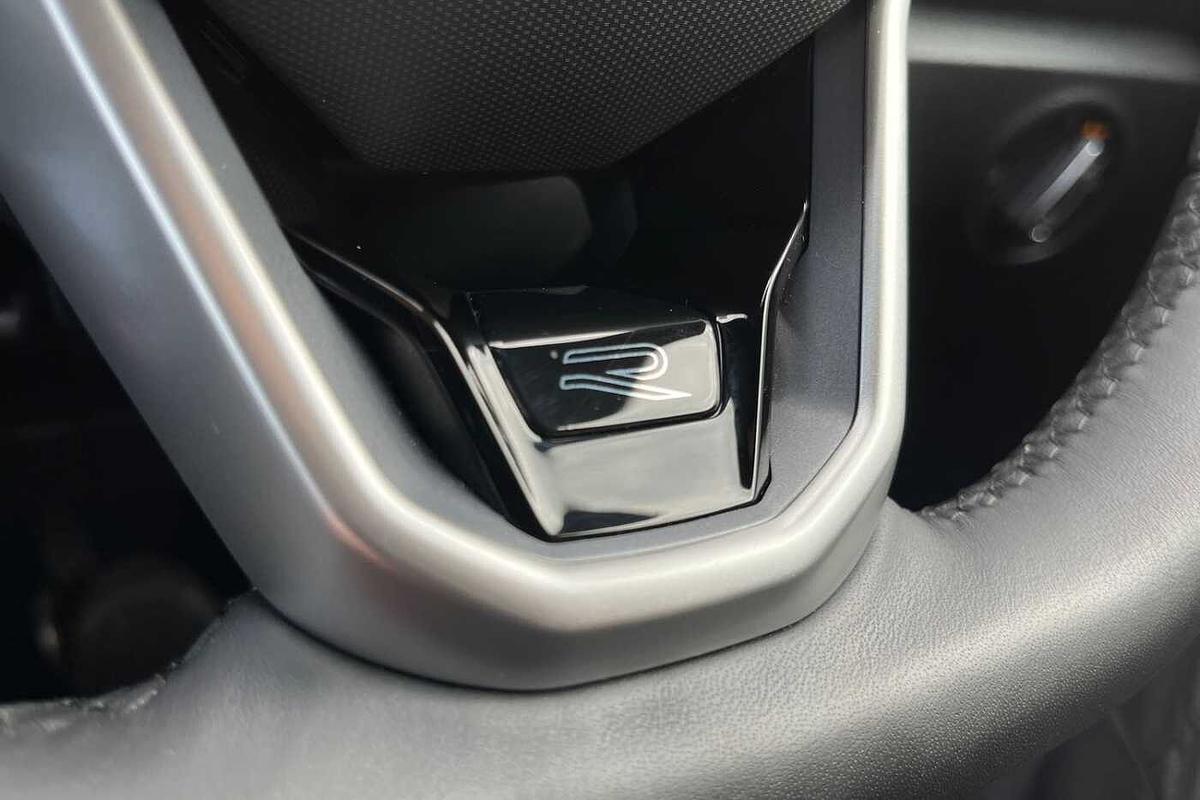 Used Volkswagen T-Roc 2025 for sale - 77542180: Photo 18