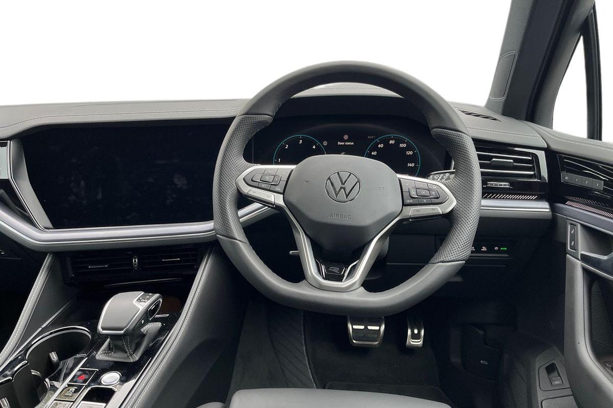 Used Volkswagen Touareg 2025 for sale - 76679654: Photo 15