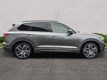 Used Volkswagen Touareg 2025 for sale - 76679654: Photo