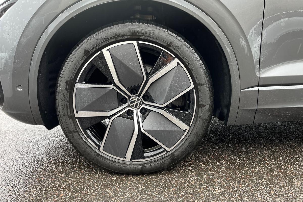 Used Volkswagen Touareg 2025 for sale - 76679654: Photo 5