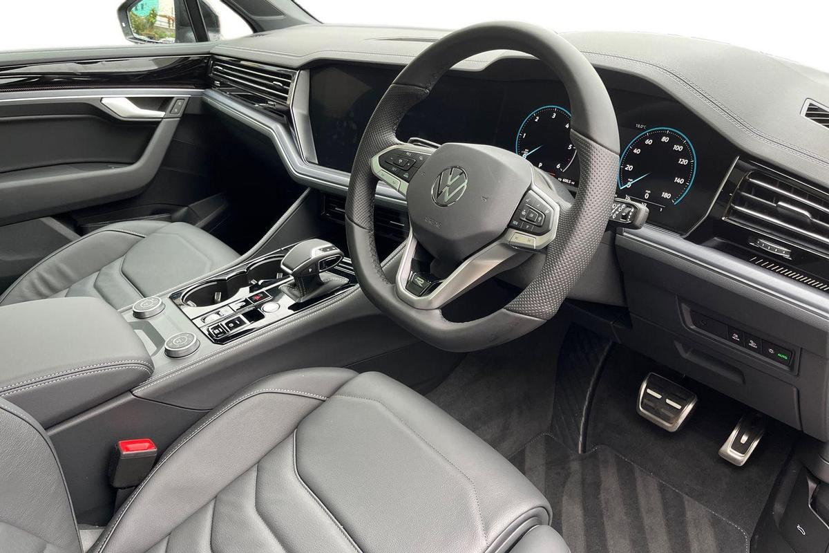 Used Volkswagen Touareg 2025 for sale - 76679654: Photo 6