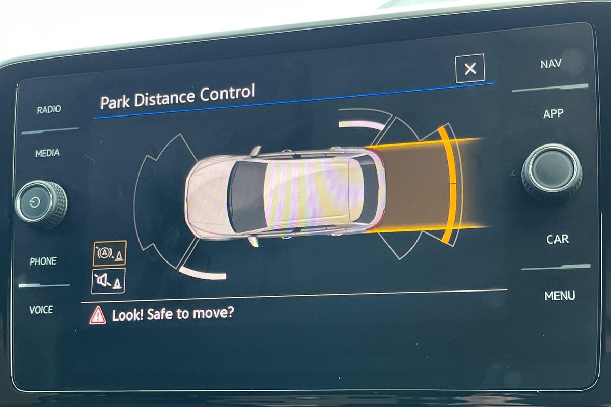 Used Volkswagen T-Roc 2025 for sale - 76679395: Photo 13