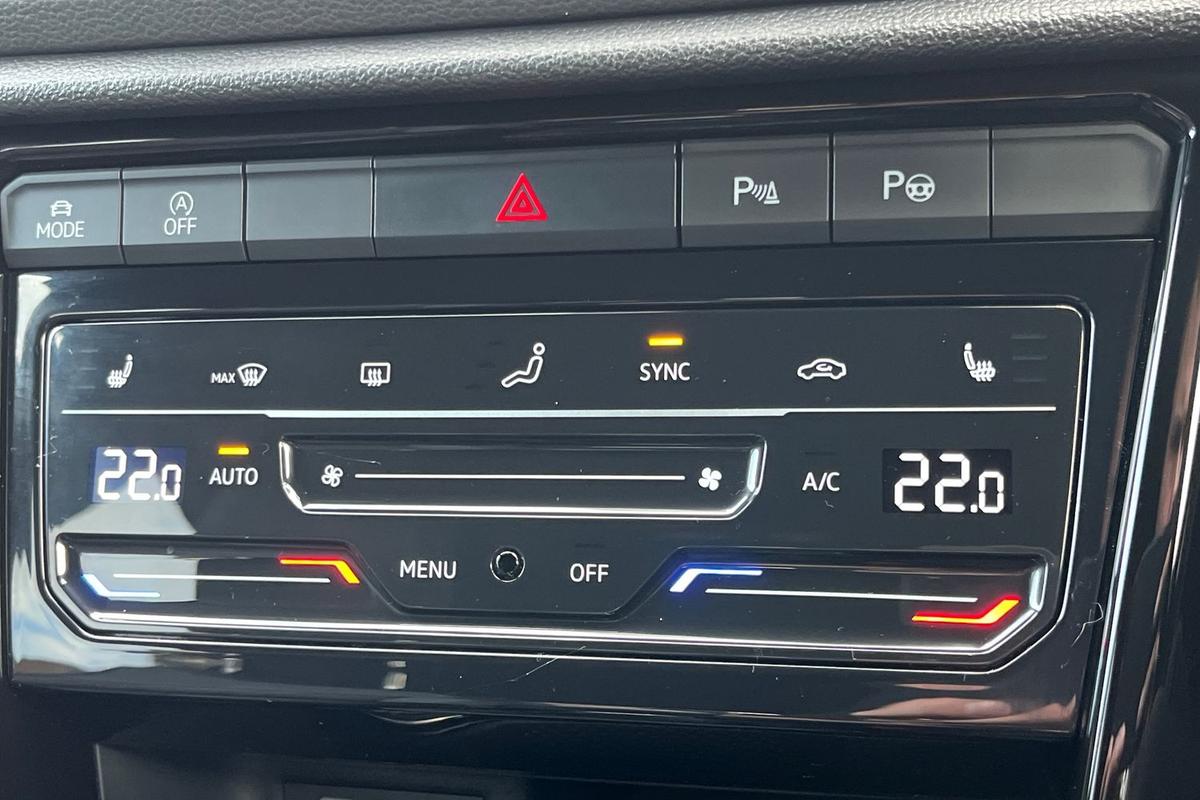 Used Volkswagen T-Roc 2025 for sale - 76679395: Photo 14