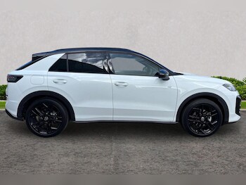 Used Volkswagen T-Roc 2026 for sale - 78333166: Photo