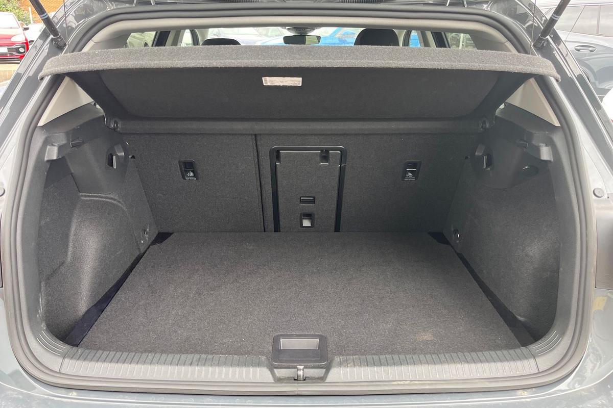 Used Volkswagen Golf 2024 for sale - 76678789: Photo 20