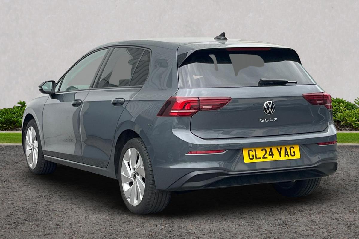 Used Volkswagen Golf 2024 for sale - 76678789: Photo 3