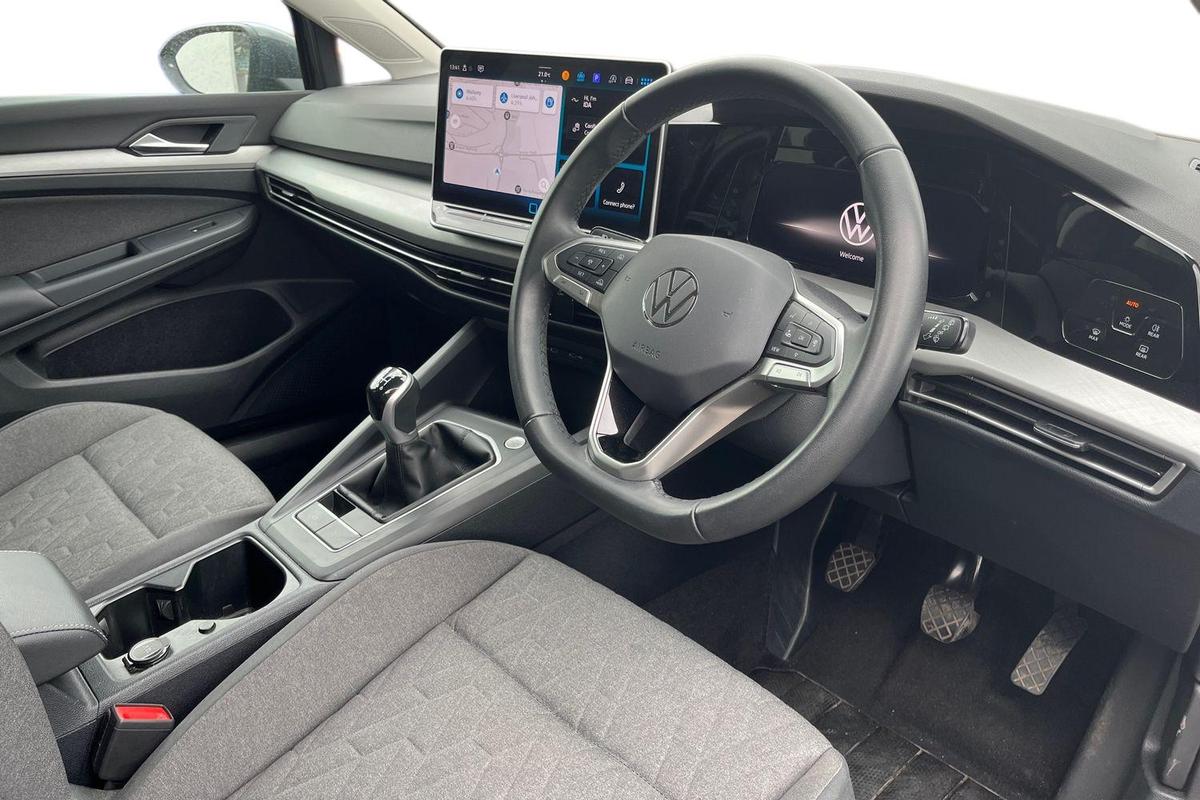 Used Volkswagen Golf 2024 for sale - 76678789: Photo 6