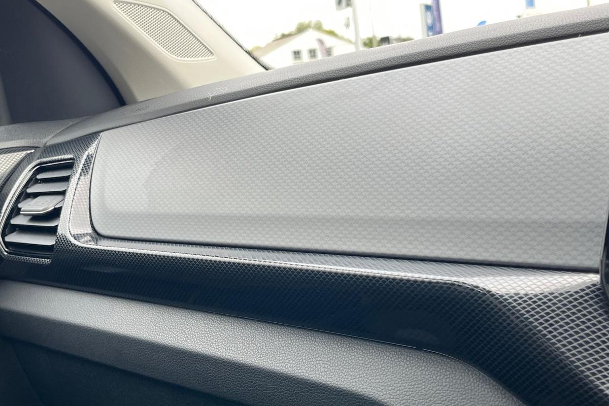 Used Volkswagen T-Cross 2024 for sale - 76677393: Photo 18