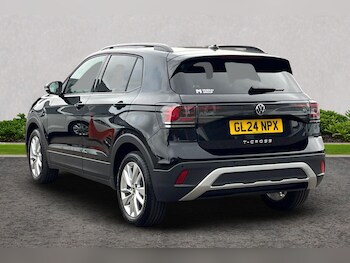 Used Volkswagen T-Cross 2024 for sale - 76677393: Photo