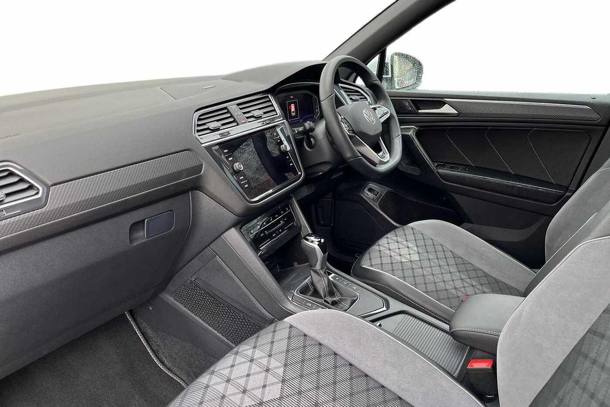 Used Volkswagen Tiguan Allspace 2025 for sale - 77542397: Photo 2