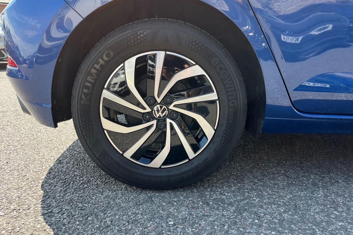 Used Volkswagen Polo 2024 for sale - 76676583: Photo 5