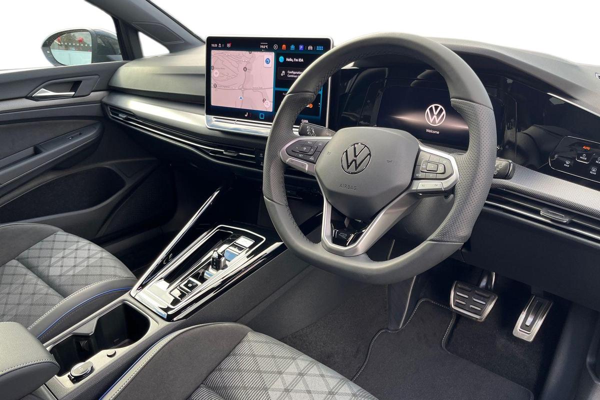 Used Volkswagen Golf 2025 for sale - 76678695: Photo 6