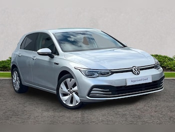 Used Volkswagen Golf 2023 for sale - 76676643: Photo