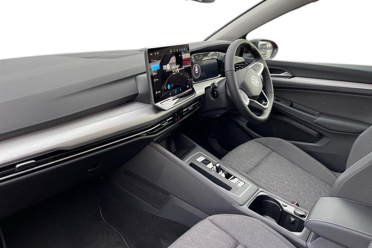 Used Volkswagen Golf 2026 for sale - 78005452: Photo 2