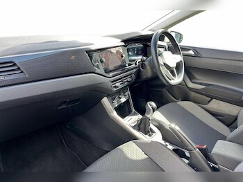 Used Volkswagen Polo 2023 for sale - 76231222: Photo