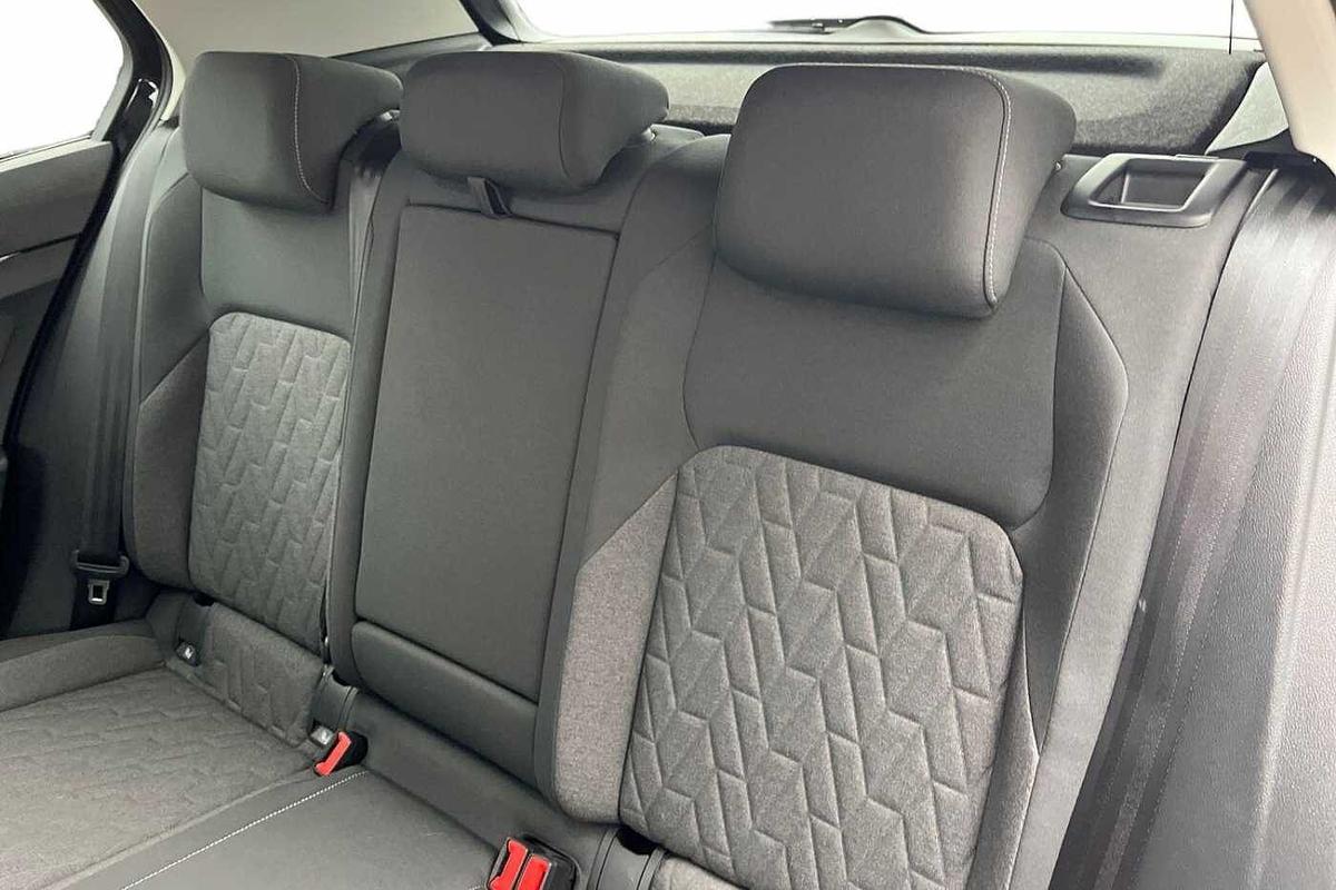 Used Volkswagen Golf 2024 for sale - 77542342: Photo 19