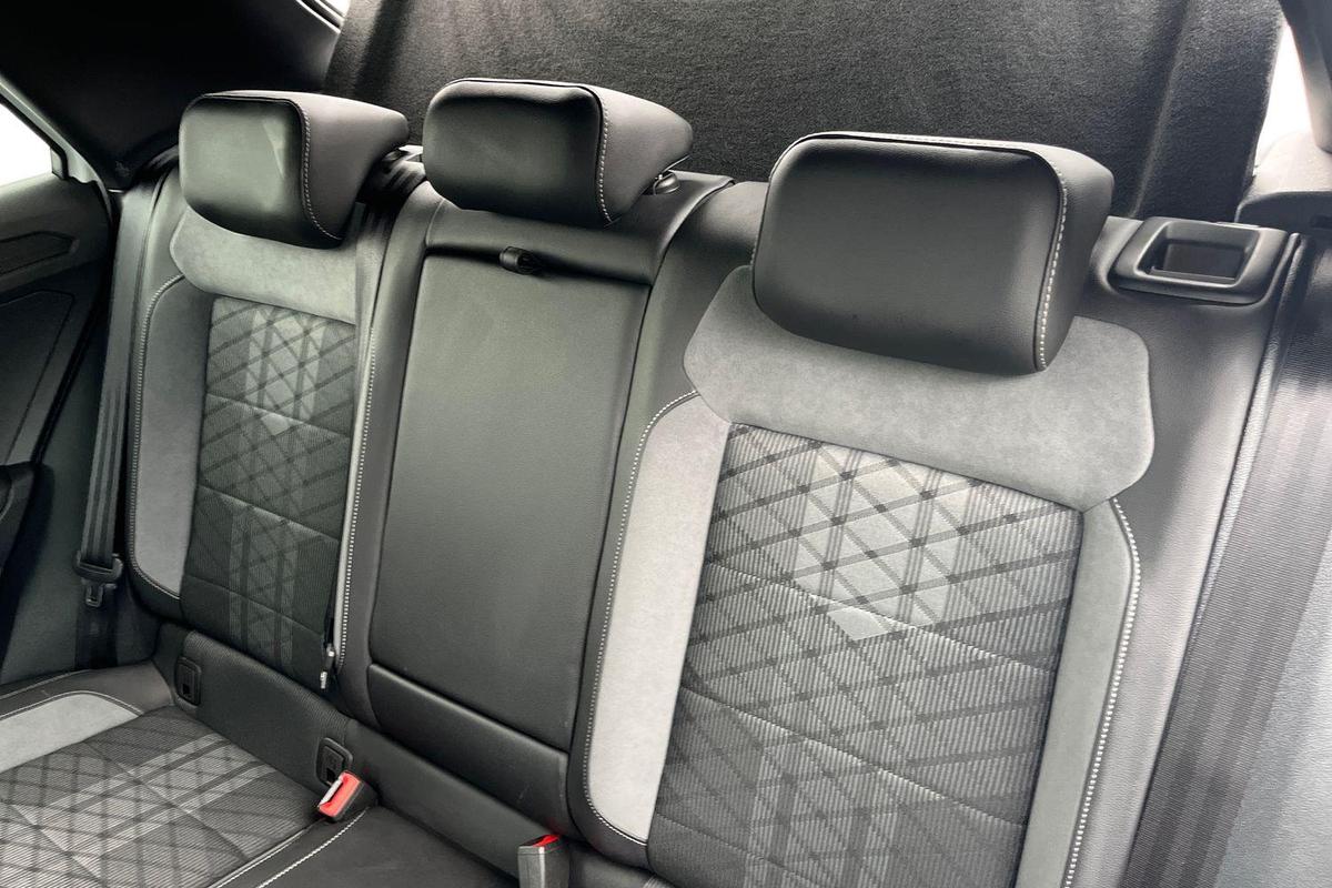 Used Volkswagen T-Roc 2025 for sale - 77542176: Photo 19