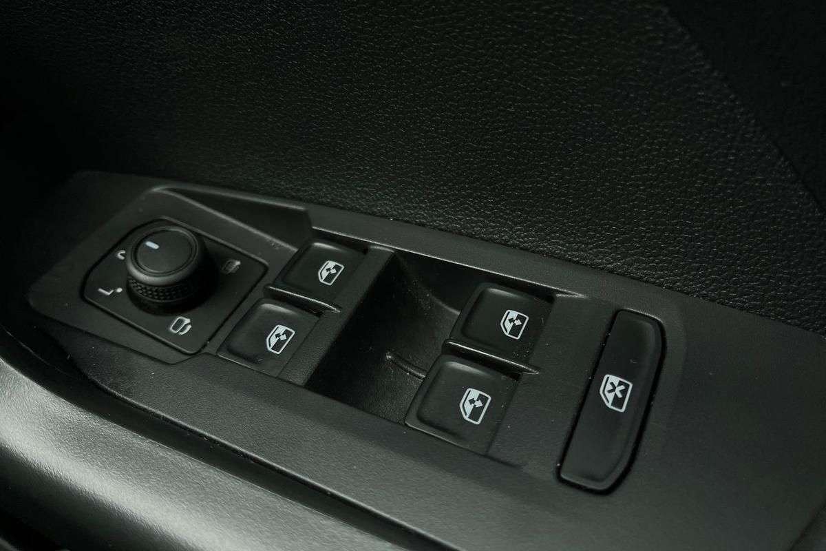 Used Volkswagen T-Cross 2024 for sale - 76677810: Photo 17