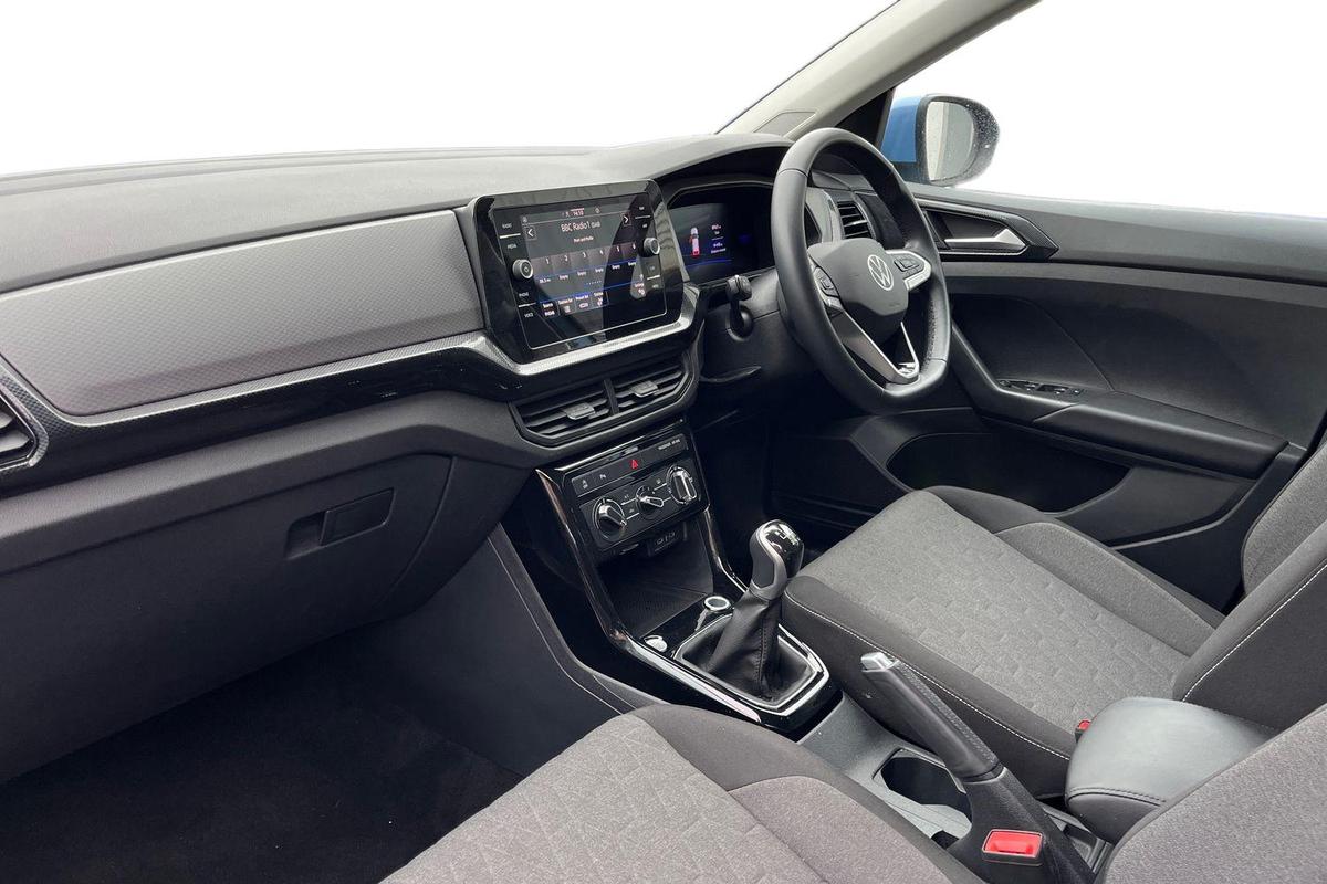 Used Volkswagen T-Cross 2024 for sale - 76677810: Photo 2