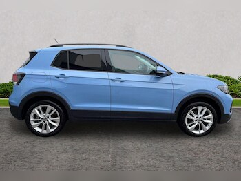 Used Volkswagen T-Cross 2024 for sale - 76677810: Photo