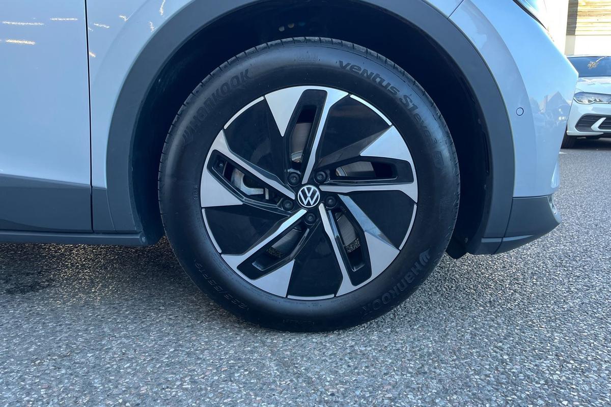 Used Volkswagen ID.4 2025 for sale - 76679911: Photo 5