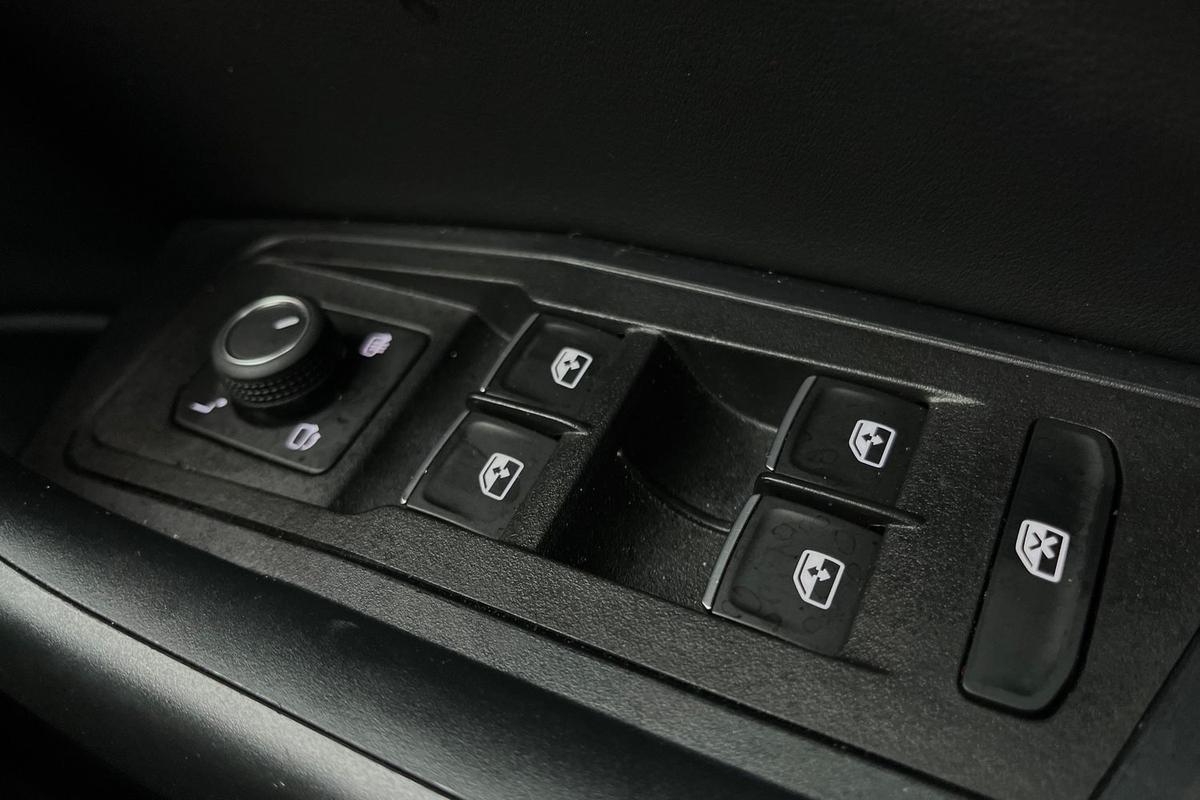 Used Volkswagen T-Roc 2025 for sale - 77542202: Photo 17