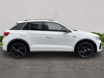 Used Volkswagen T-Roc 2025 for sale - 77542202: Photo
