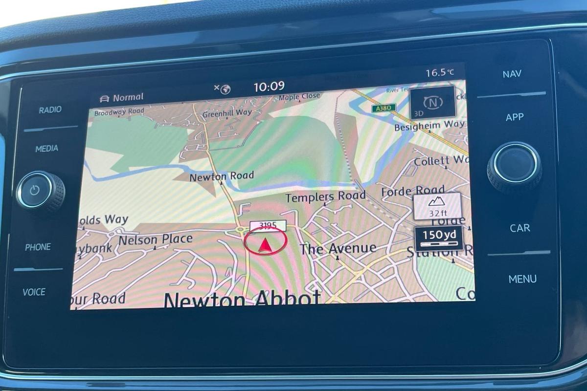 Used Volkswagen T-Roc 2018 for sale - 76673634: Photo 12