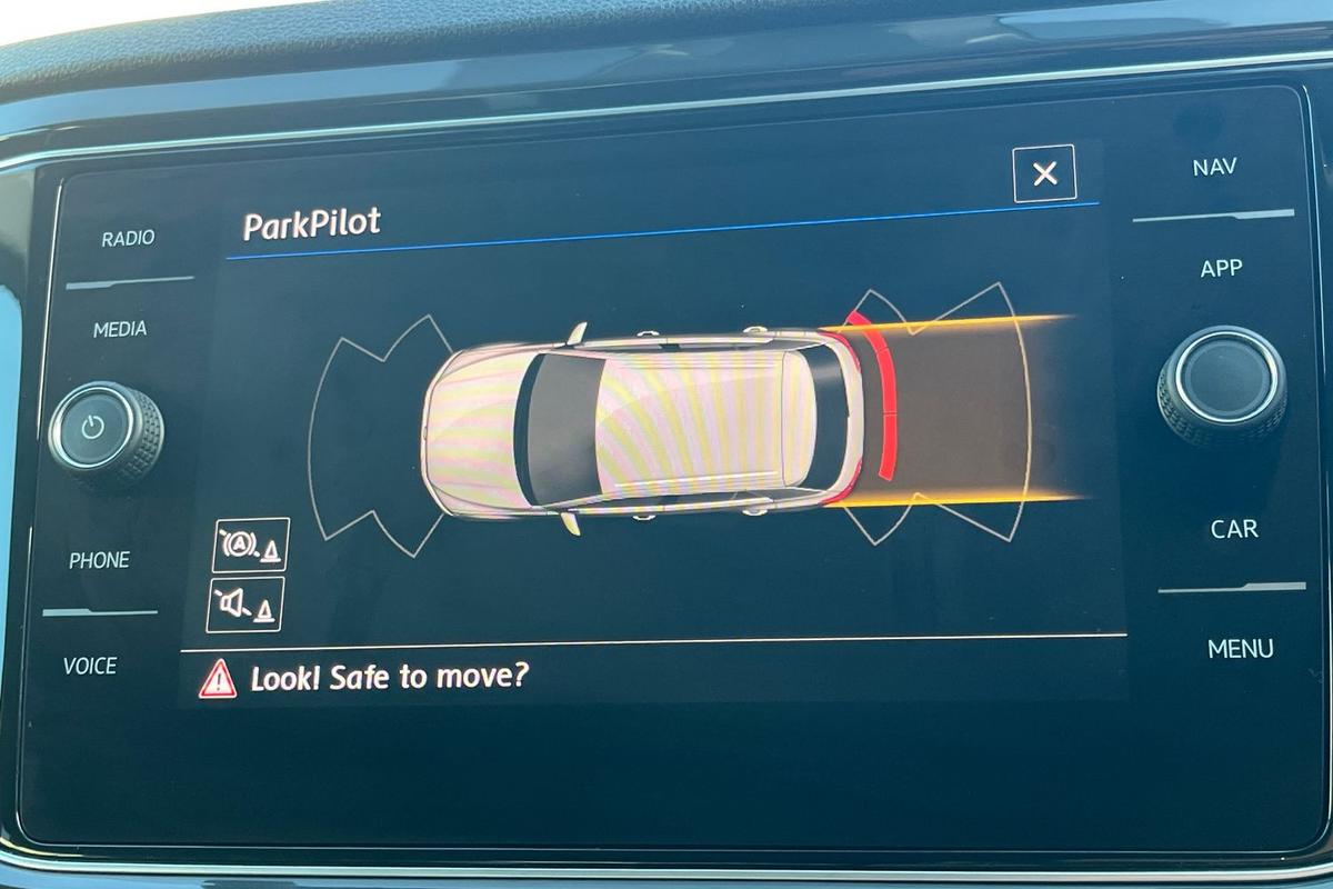 Used Volkswagen T-Roc 2018 for sale - 76673634: Photo 13