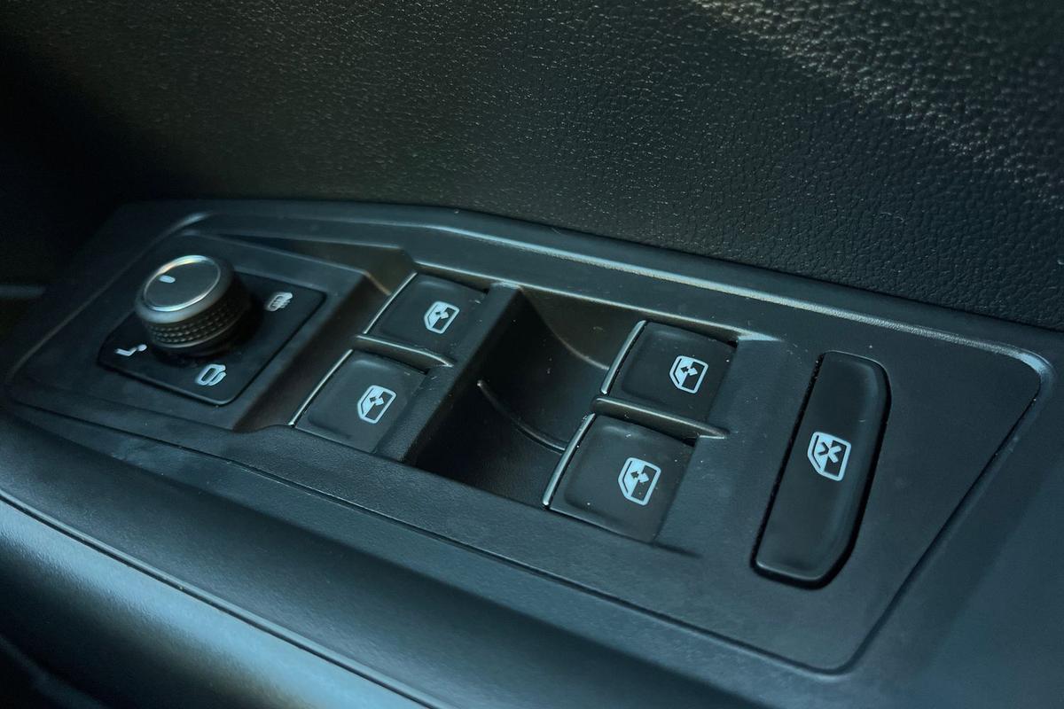 Used Volkswagen T-Roc 2018 for sale - 76673634: Photo 17