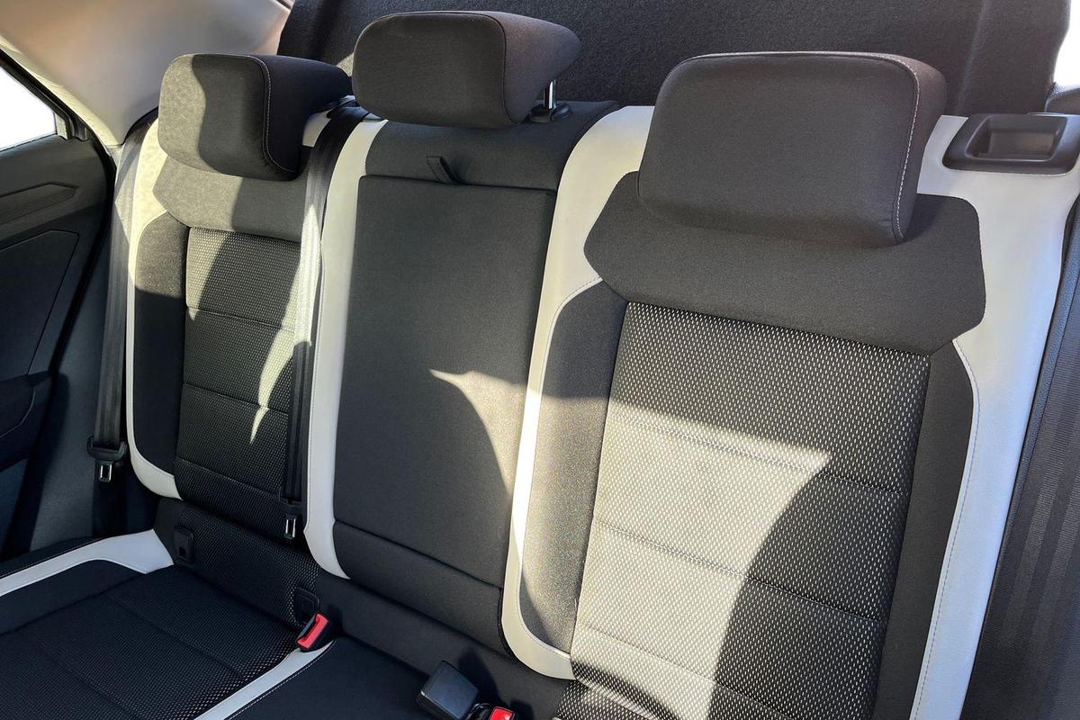 Used Volkswagen T-Roc 2018 for sale - 76673634: Photo 19