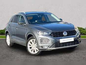 Used Volkswagen T-Roc 2018 for sale - 76673634: Photo