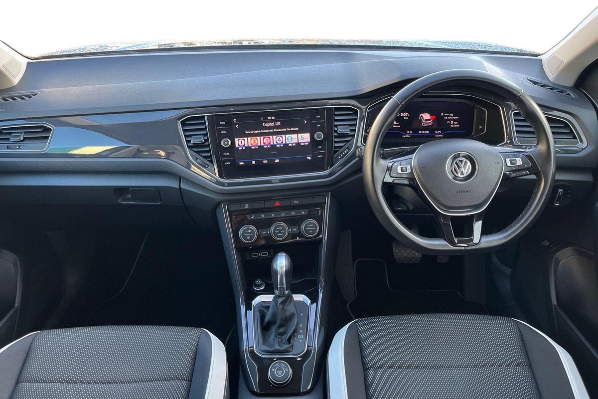 Used Volkswagen T-Roc 2018 for sale - 76673634: Photo 8