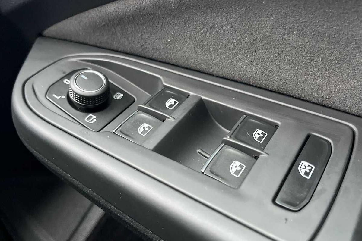 Used Volkswagen Golf 2025 for sale - 77542196: Photo 17