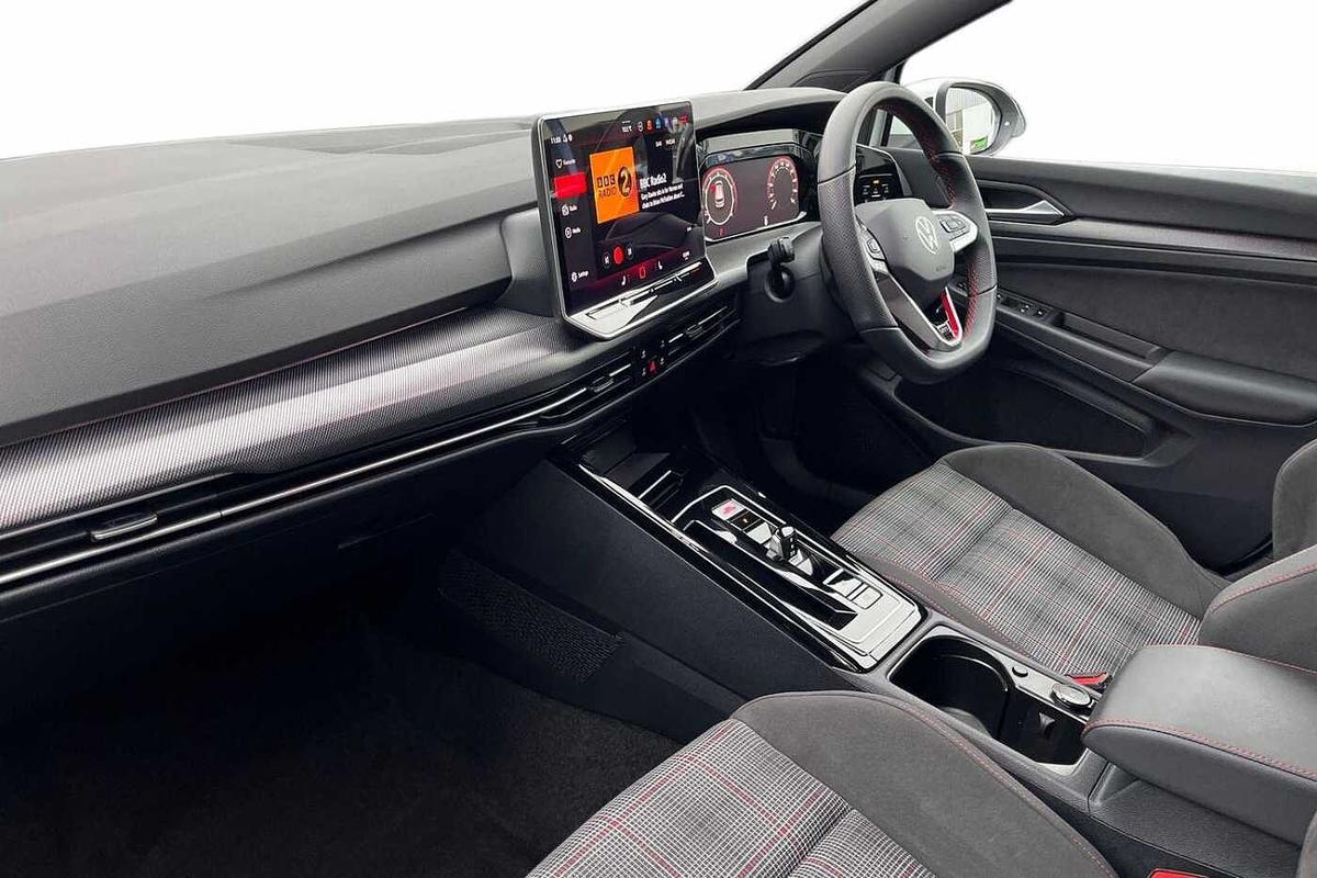 Used Volkswagen Golf 2025 for sale - 77542196: Photo 2