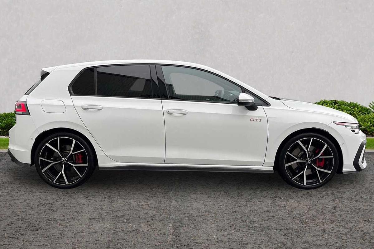 Used Volkswagen Golf 2025 for sale - 77542196: Photo 4