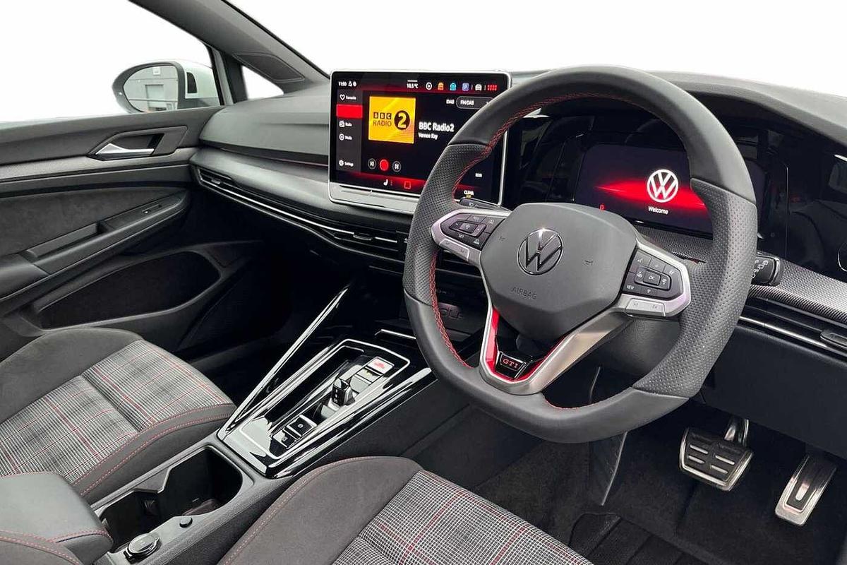 Used Volkswagen Golf 2025 for sale - 77542196: Photo 6