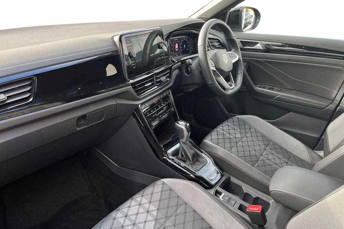 Used Volkswagen T-Roc 2025 for sale - 77542173: Photo 2