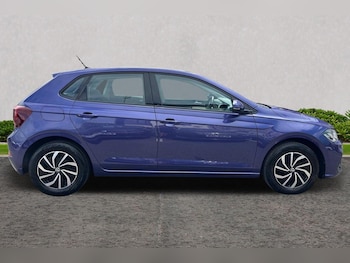 Used Volkswagen Polo 2023 for sale - 76231343: Photo