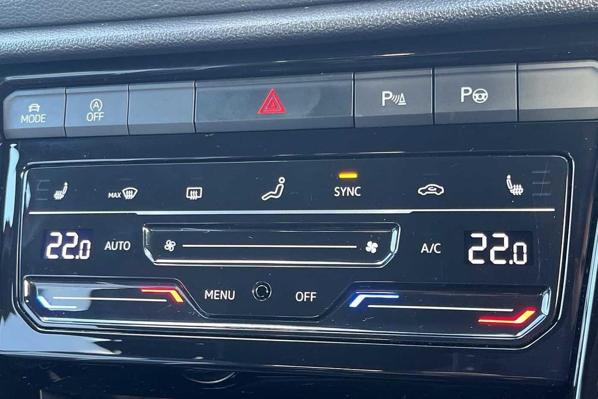 Used Volkswagen T-Roc 2025 for sale - 77542198: Photo 14