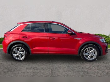Used Volkswagen T-Roc 2025 for sale - 77542198: Photo
