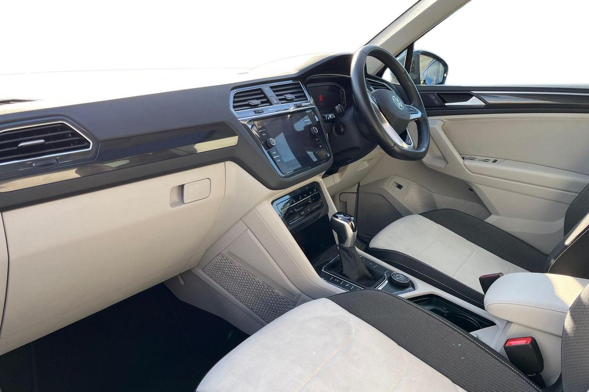 Used Volkswagen Tiguan 2022 for sale - 76675652: Photo 2