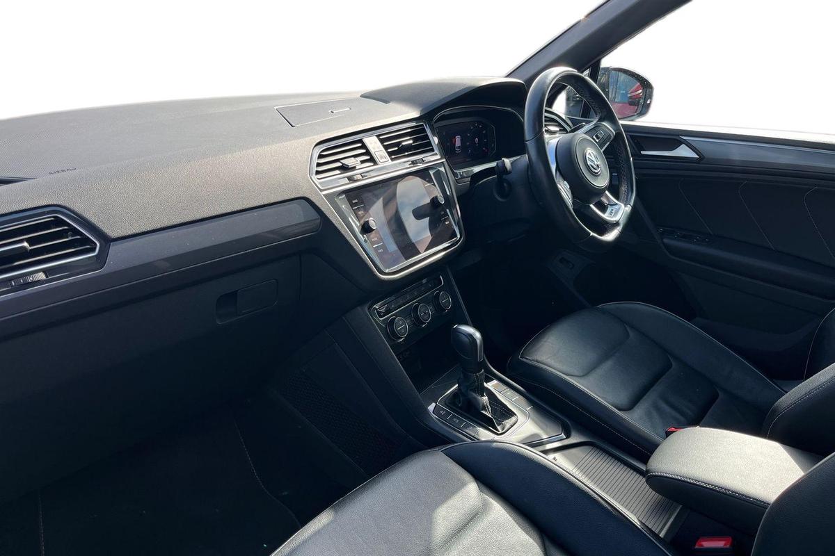 Used Volkswagen Tiguan 2019 for sale - 76673382: Photo 2