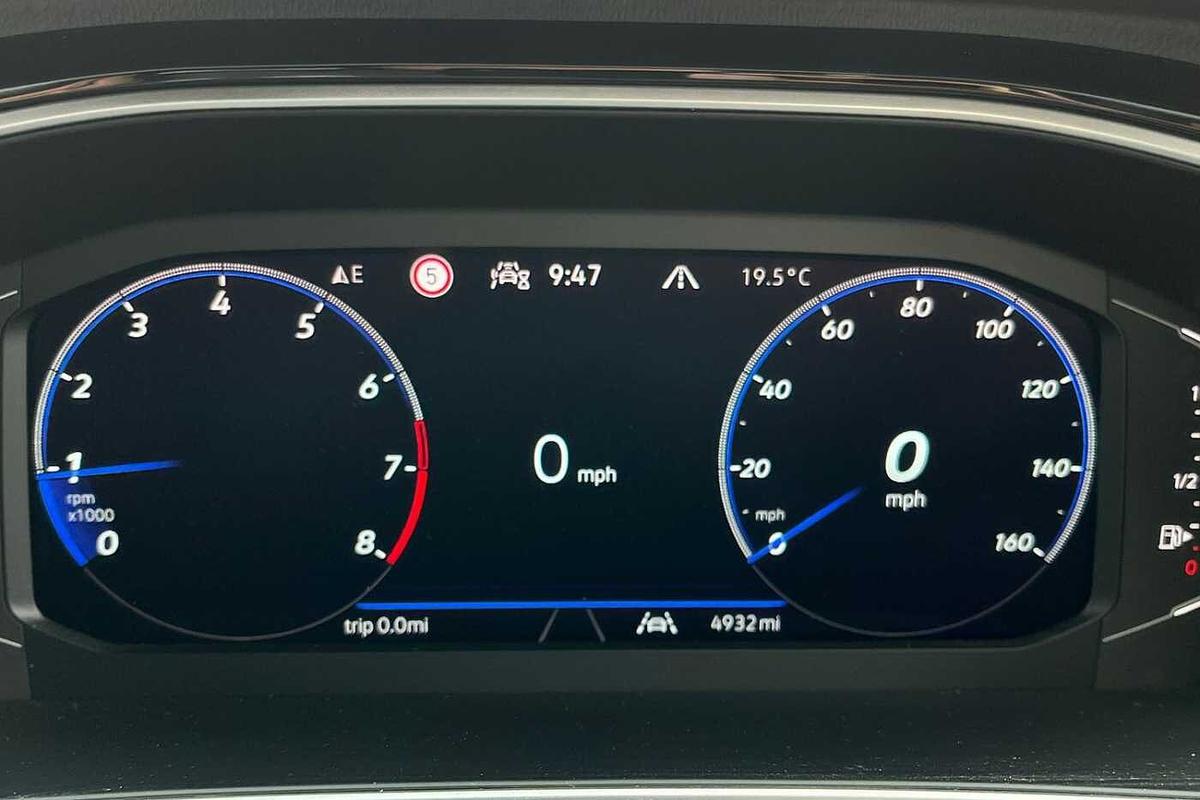 Used Volkswagen T-Roc 2025 for sale - 77413585: Photo 16