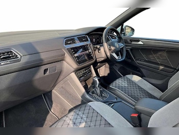 Used Volkswagen Tiguan Allspace 2025 for sale - 77542395: Photo